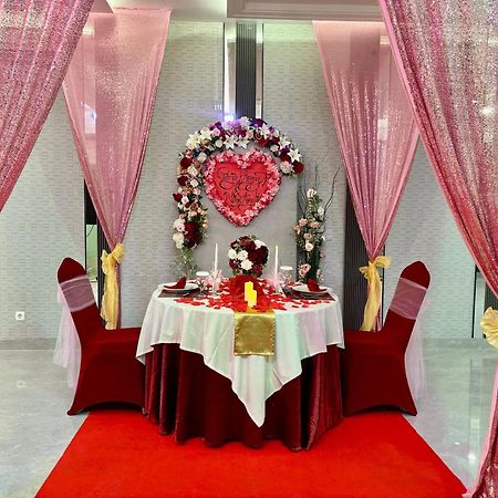 All Nite And Day Hotel Alam Sutera Serpong Exterior foto